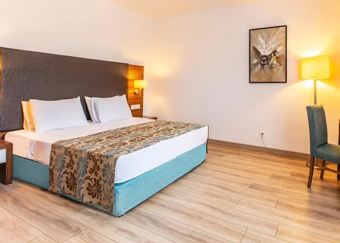 Palm Wings Kusadasi Beach Resort&Spa